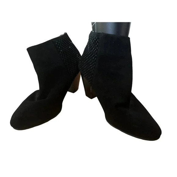 Andiamo Clover Black Perforated Rhinestone Block Heel Ankle Booties‎ Size 6.5M - Picture 1 of 6